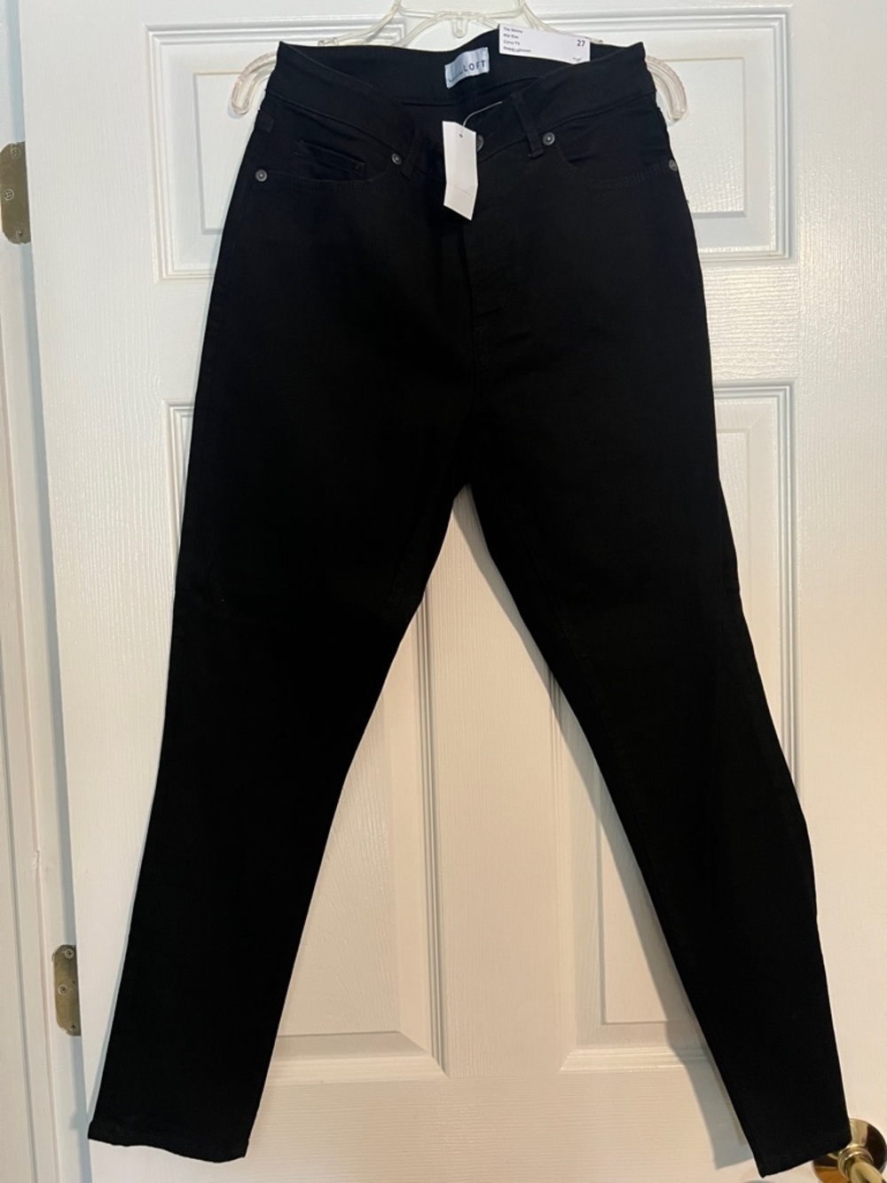 BRAND NEW LOFT Black Mid-Rise Curvy Skinny Jeans